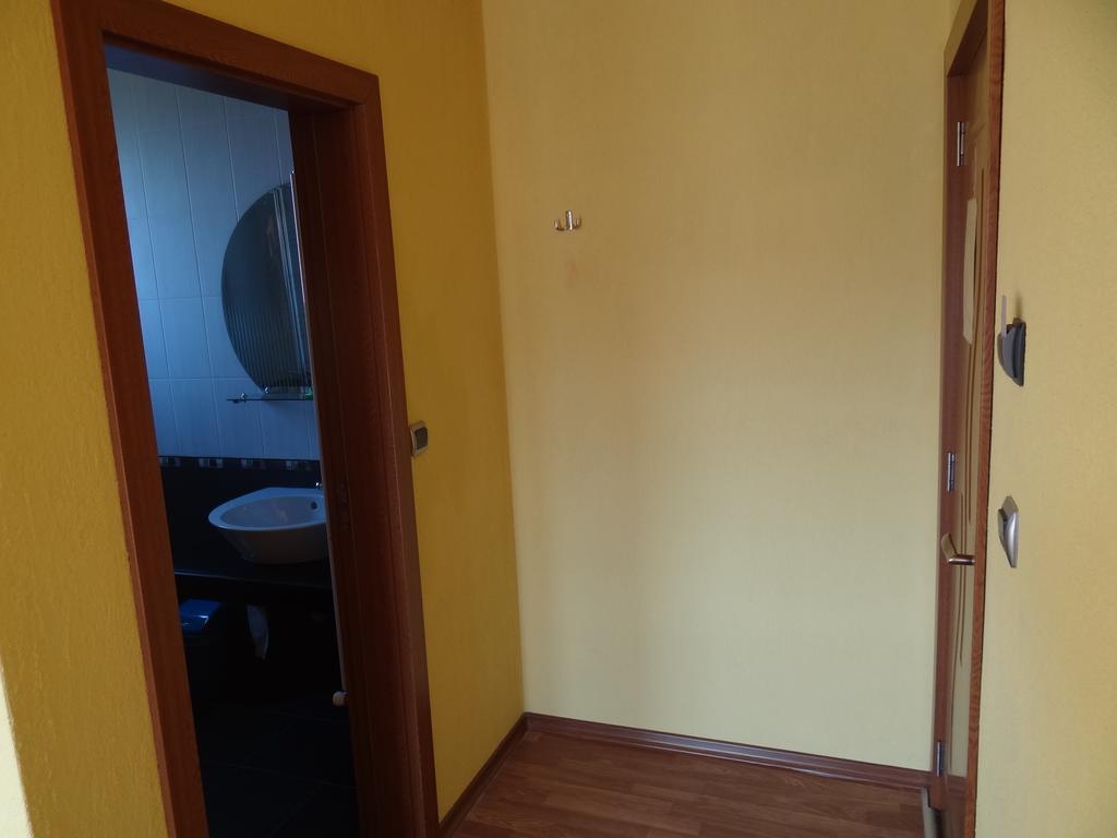 Guestrooms Struma Dolinata Strumyani Exteriör bild