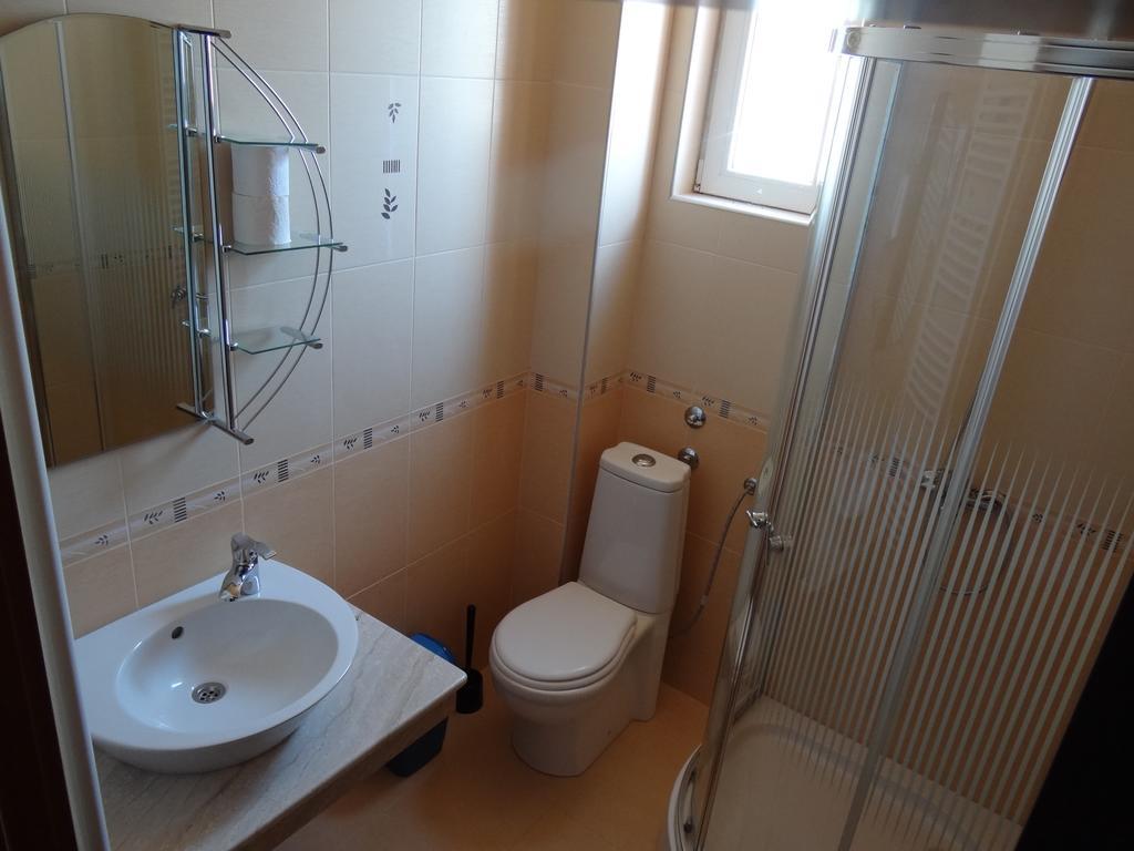 Guestrooms Struma Dolinata Strumyani Exteriör bild
